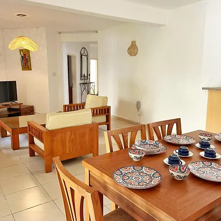 Sunsets & Sand Flic En Flac Apartment Close To The Beach Exterior photo