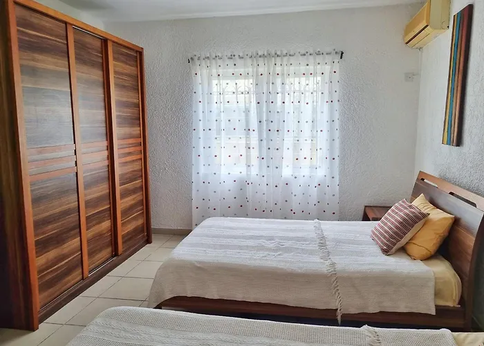 Sunsets & Sand Flic En Flac Apartment Close To The Beach